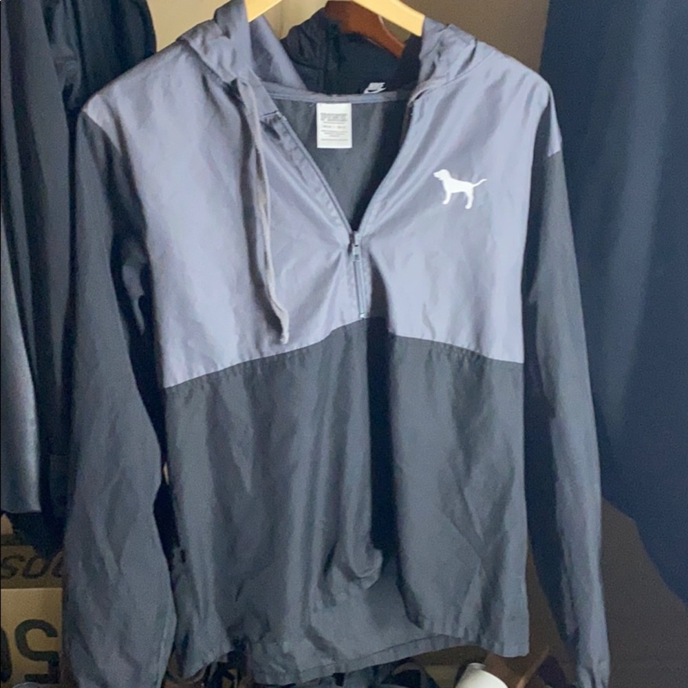 Wind breaker